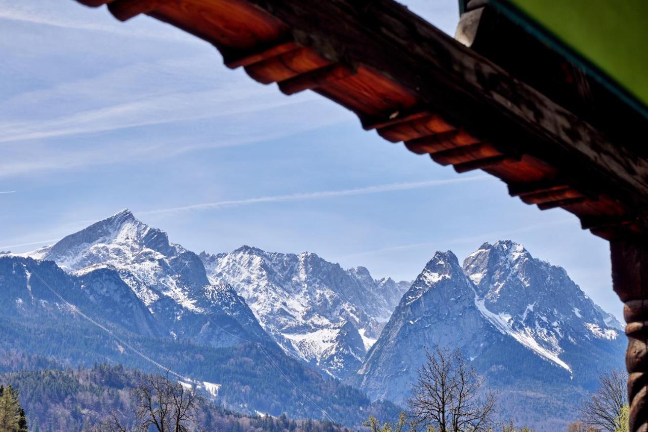Gaestehaus Angela Garmisch-Partenkirchen Exterior foto