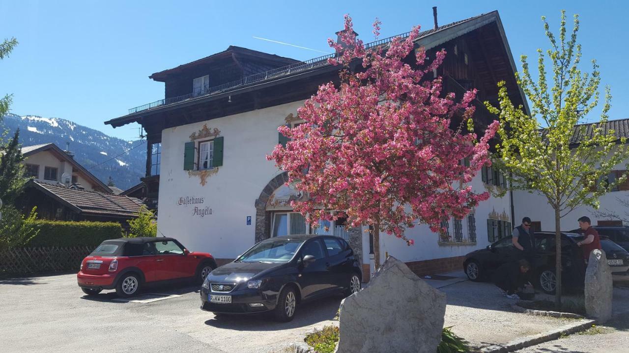 Gaestehaus Angela Garmisch-Partenkirchen Exterior foto